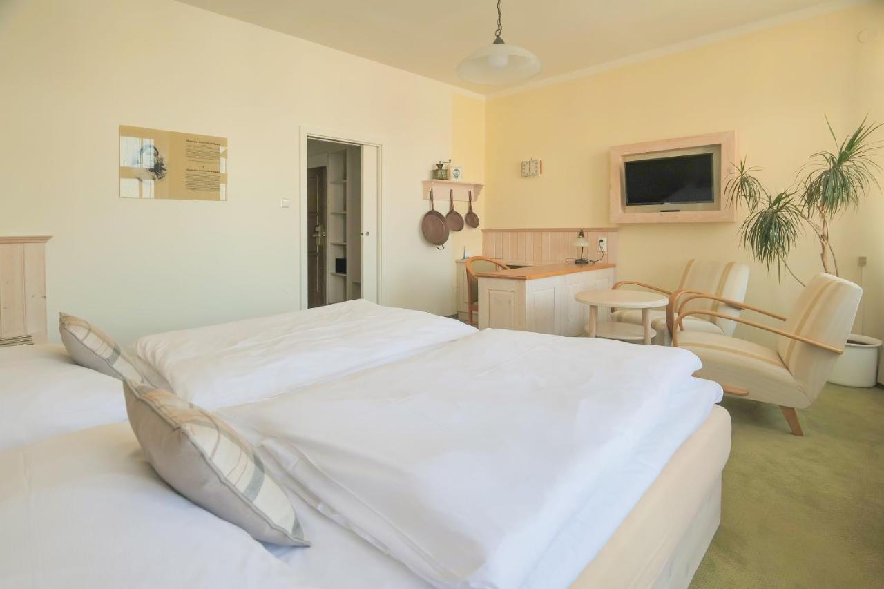 Zlata Hvezda 4* Litomysl