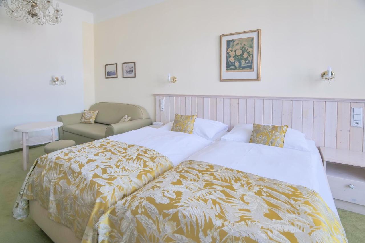 Zlata Hvezda 4* Litomysl
